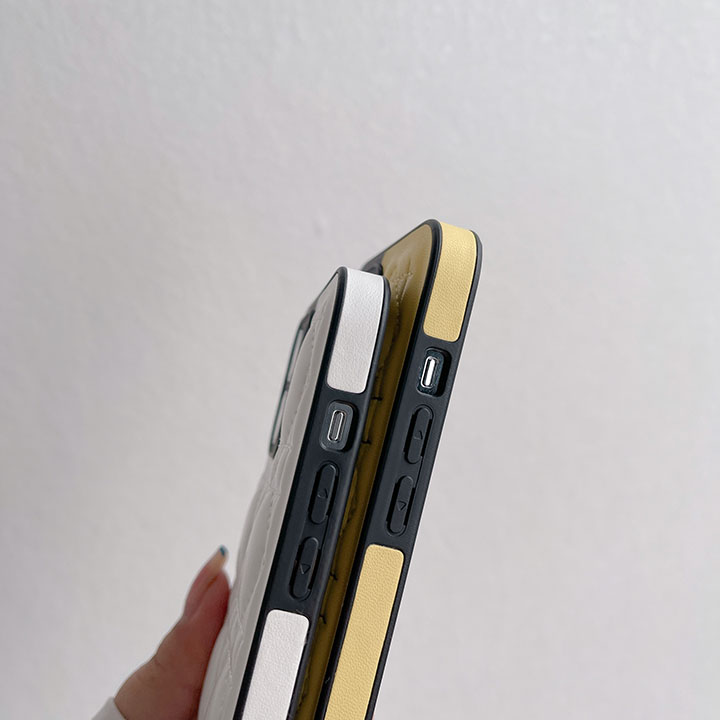iPhone 14 Pro dior金属ロゴ付きカバー