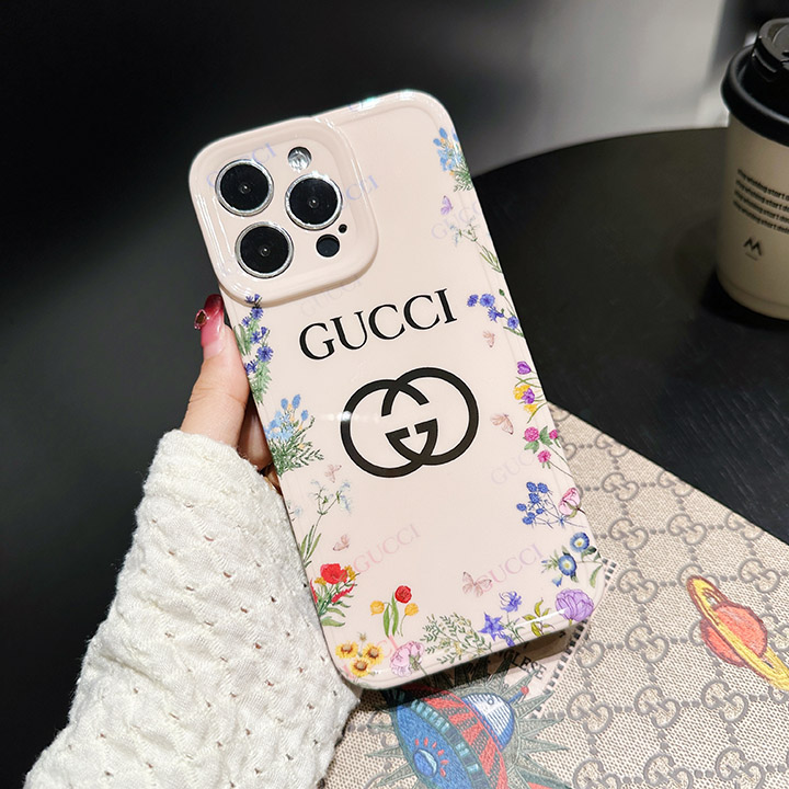 gucci アイフォン 15 携帯ケース 
